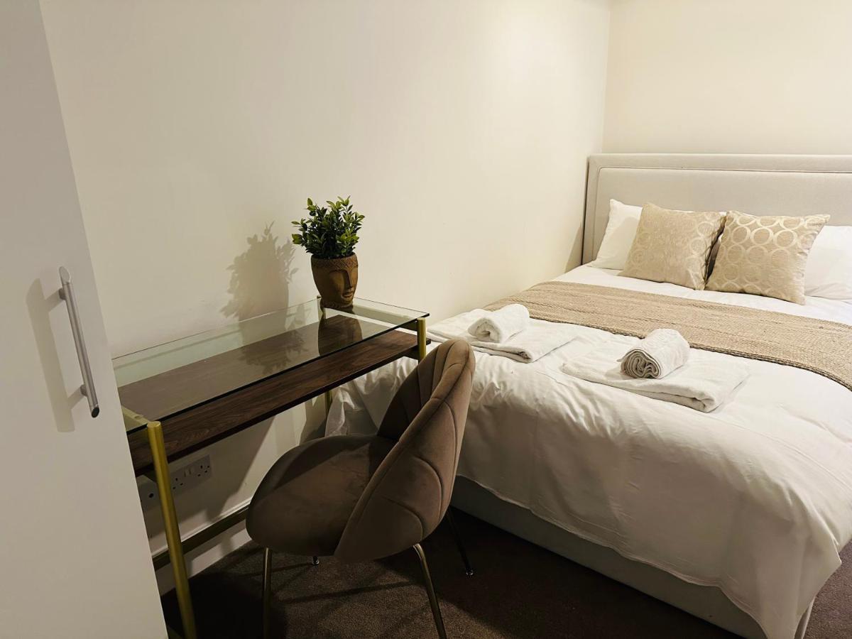 The Wimbledon Haven - Free Parking Apartment London Exterior photo