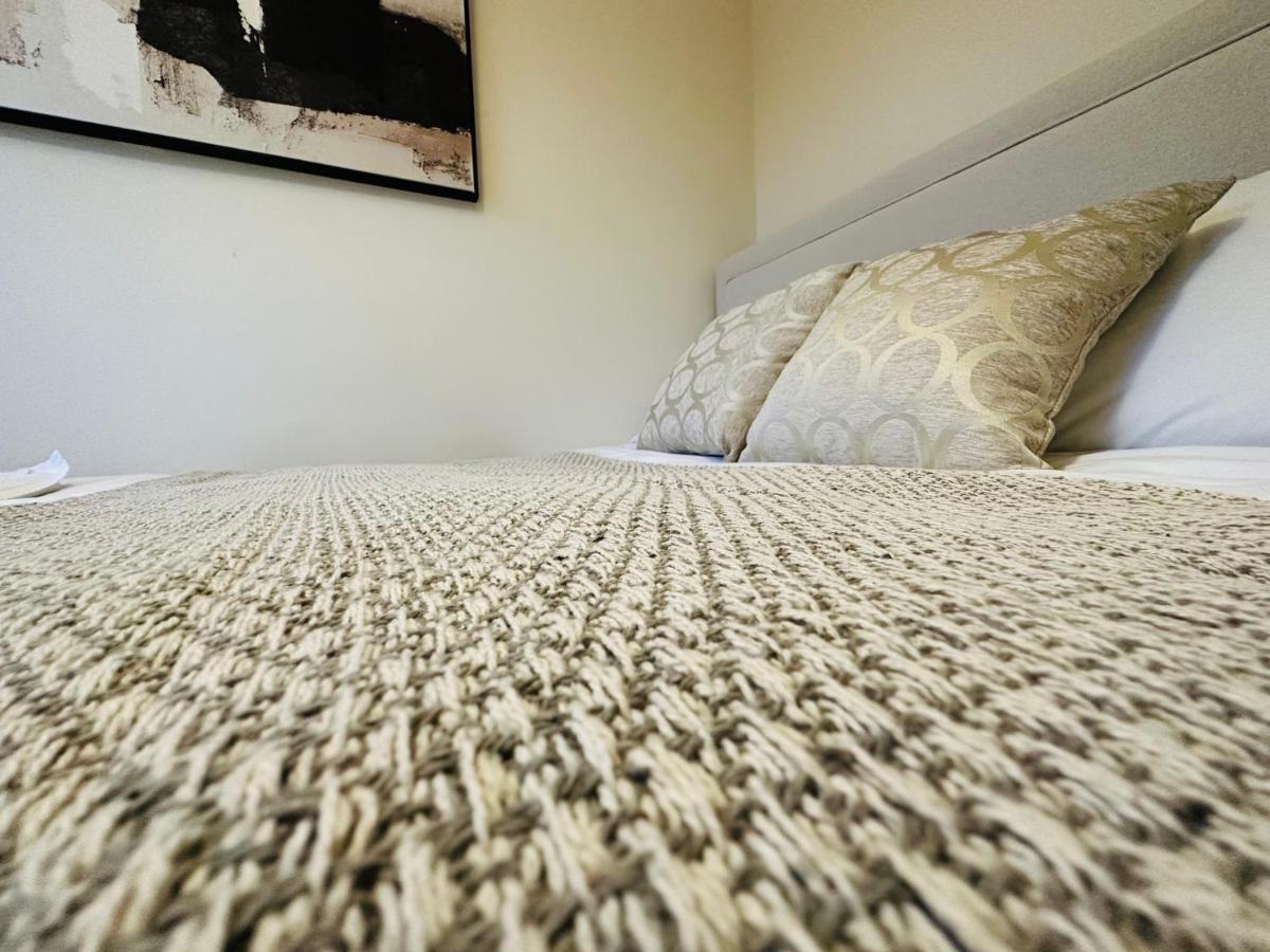 The Wimbledon Haven - Free Parking Apartment London Exterior photo